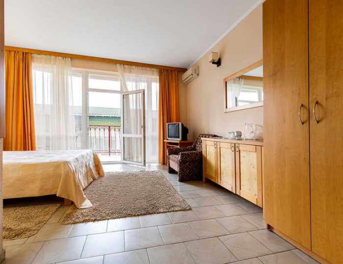 Стандарт трехместный - Отель «Морской» Алушта