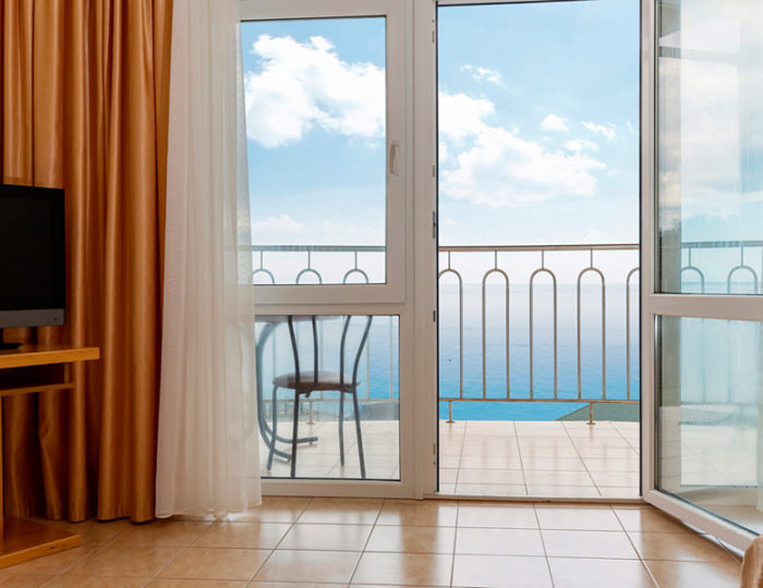 Люкс двухкомнатный - Отель «Морской» Алушта