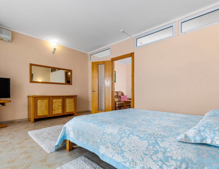 Люкс «Морской» 2-комнатный (корп. 5) - Отель «Морской» Алушта