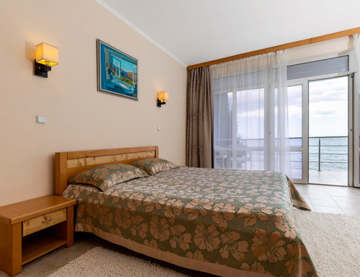 Люкс-студио «Морской» (корп.5) - Отель «Морской» Алушта