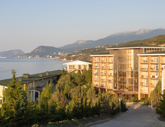 Внешний вид и территория - Отель «Морской» Алушта